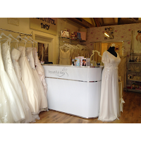 Beautiful Day Bridal Cottage In Greysteel Derry Bt47 3ge