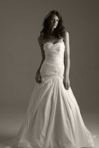Wedding Dress Factory Outlet in Burbage 